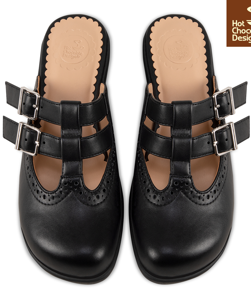 Blackout Clogs - Flade sandaler fra Hot Chocolate Design