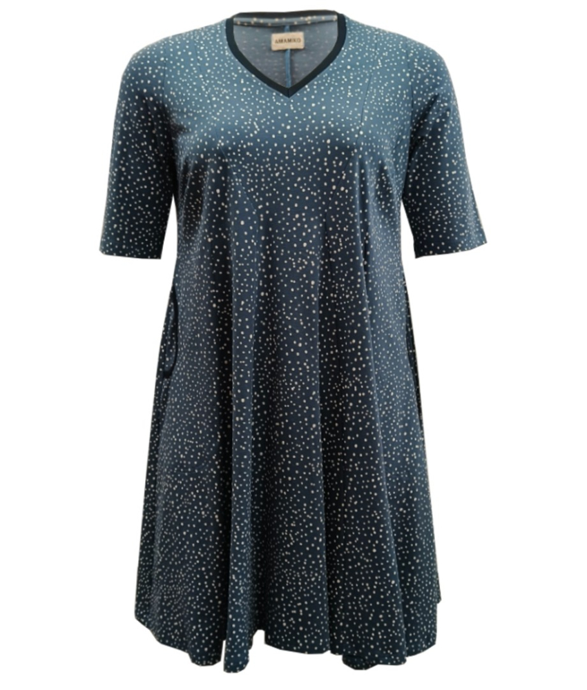 Løs blå Plus Size kjole med prikker - Emi Blue Dot